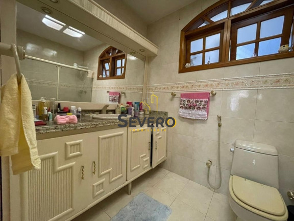 Imagem Casa com 4 Quartos à Venda, 306 m² em Piratininga - Niterói
