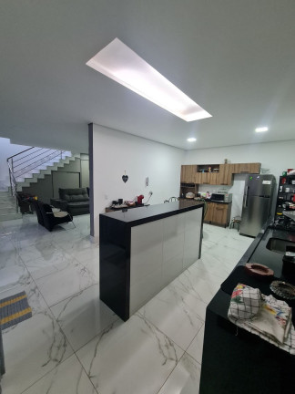 Imagem Apartamento com 2 Quartos à Venda, 170 m² em Portal Do Vale - Uberlândia Imagem Apartamento com 2 Quartos à Venda, 170 m² em Portal Do Vale - Uberlândia