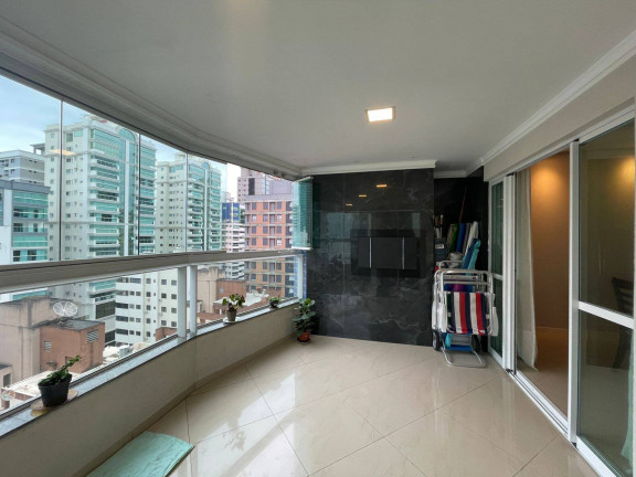 Imagem Apartamento com 3 Quartos à Venda, 134 m² em Meia Praia - Itapema