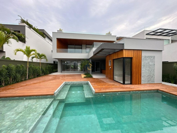 Imagem Casa de Condomínio com 5 Quartos à Venda, em Barra Da Tijuca - Rio De Janeiro Imagem Casa de Condomínio com 5 Quartos à Venda, em Barra Da Tijuca - Rio De Janeiro