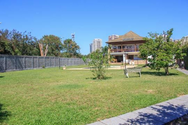 Casa com 4 Quartos à Venda, 1.100 m² em Barra Da Tijuca - Rio De Janeiro
