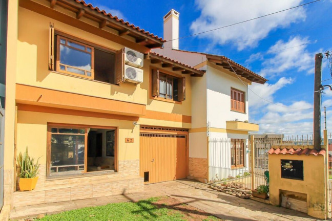 Imagem Imóvel com 4 Quartos à Venda,  em Espírito Santo - Porto Alegre