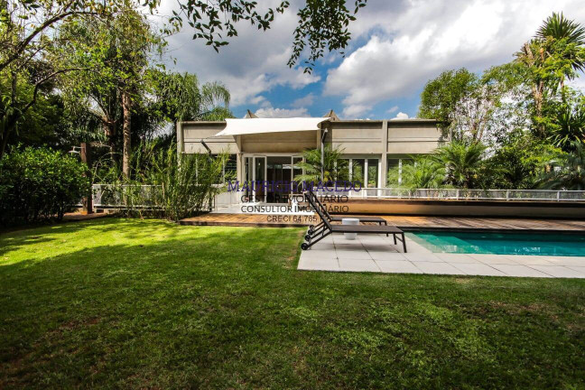 Casa com 4 Quartos à Venda, 1.350 m² em Residencial Tamboré - Barueri