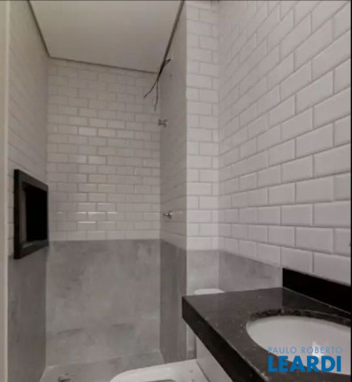 Imagem Apartamento com 2 Quartos à Venda, 51 m² em Vila Floresta - Santo André