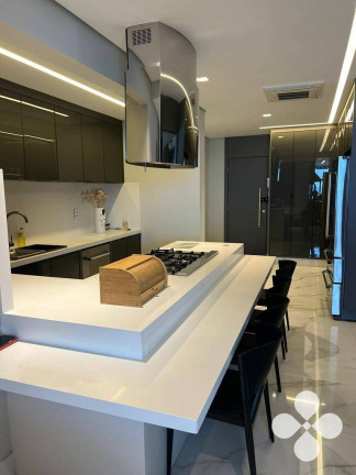 Imagem Imóvel com 4 Quartos à Venda, 250 m² em Canto Do Forte - Praia Grande Imagem Imóvel com 4 Quartos à Venda, 250 m² em Canto Do Forte - Praia Grande