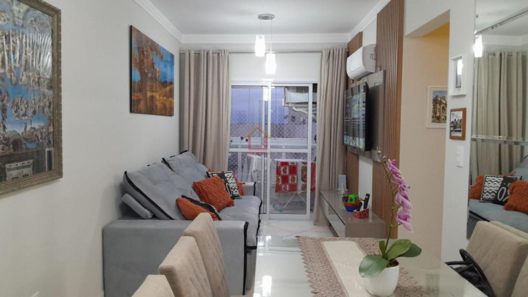 Imagem Apartamento com 2 Quartos à Venda, 60 m²