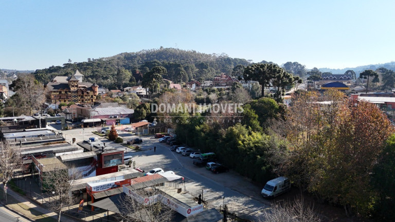 Imagem Imóvel à Venda, 1.090 m² em Região Do Jaguaribe - Campos Do Jordão Imagem Imóvel à Venda, 1.090 m² em Região Do Jaguaribe - Campos Do Jordão