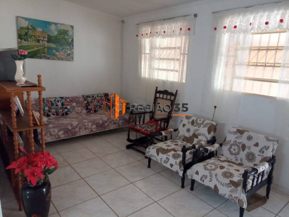 Imagem Casa com 2 Quartos à Venda, 92 m² em Conjunto Habitacional Pedro Afonso Junqueira - Poços De Caldas Imagem Casa com 2 Quartos à Venda, 92 m² em Conjunto Habitacional Pedro Afonso Junqueira - Poços De Caldas