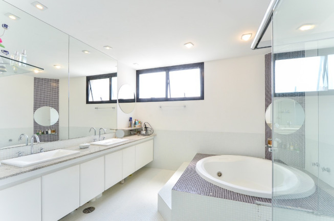 Imagem Apartamento com 4 Quartos à Venda, 326 m² em Real Parque - São Paulo Imagem Apartamento com 4 Quartos à Venda, 326 m² em Real Parque - São Paulo