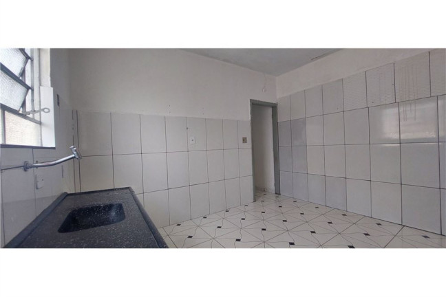 Imagem Casa com 2 Quartos à Venda,  em Vila Carmosina - São Paulo