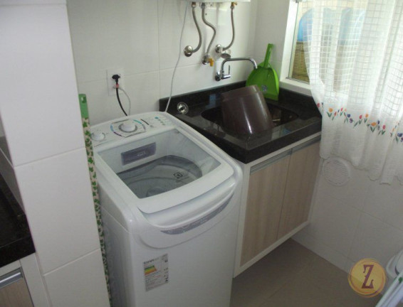 Imagem Apartamento com 2 Quartos para Temporada, 74 m² em Bombas - Bombinhas Imagem Apartamento com 2 Quartos para Temporada, 74 m² em Bombas - Bombinhas