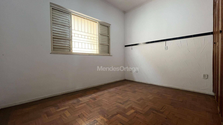 Imagem Casa com 3 Quartos para Alugar, 375 m² em Centro - Sorocaba