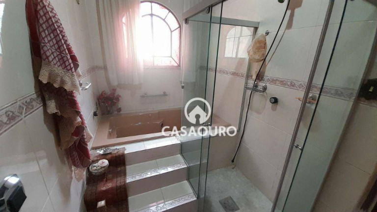 Imagem Casa com 3 Quartos à Venda, 240 m² em Santa Tereza - Belo Horizonte Imagem Casa com 3 Quartos à Venda, 240 m² em Santa Tereza - Belo Horizonte