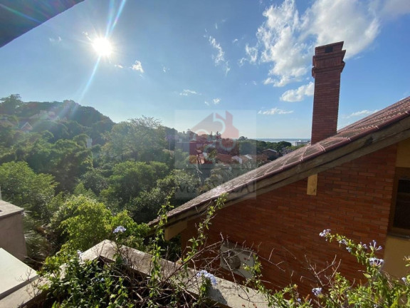 Imagem Casa com 3 Quartos à Venda, 382 m² em Santa Tereza - Porto Alegre Imagem Casa com 3 Quartos à Venda, 382 m² em Santa Tereza - Porto Alegre