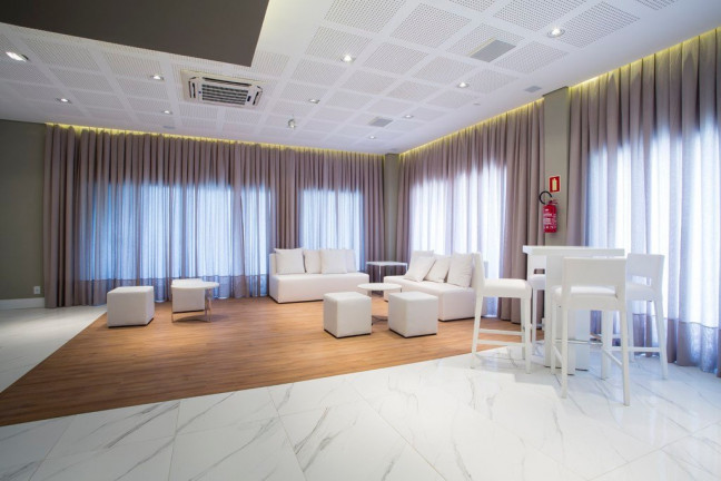 Imagem Sala Comercial à Venda, 44 m² em Petrópolis - Porto Alegre Imagem Sala Comercial à Venda, 44 m² em Petrópolis - Porto Alegre