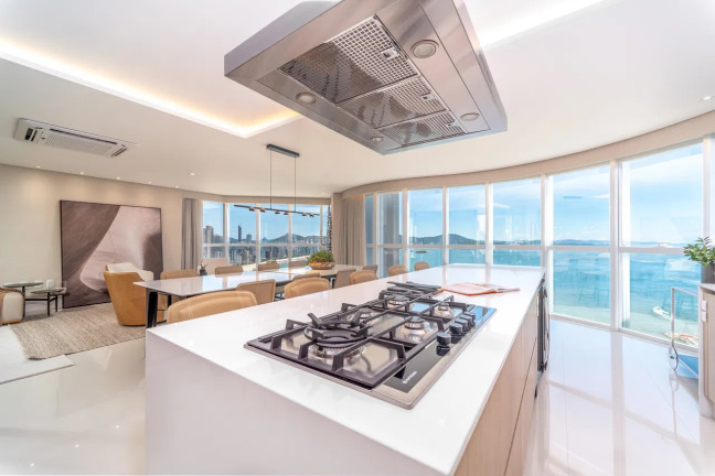 Imagem Apartamento com 4 Quartos à Venda, 237 m² em Centro - Balneário Camboriú Imagem Apartamento com 4 Quartos à Venda, 237 m² em Centro - Balneário Camboriú