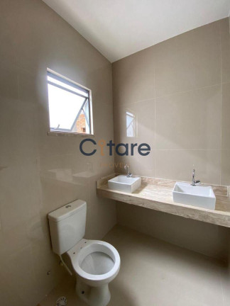 Imagem Casa com 3 Quartos à Venda, 188 m² em Lagoa Sapiranga (coité) - Fortaleza Imagem Casa com 3 Quartos à Venda, 188 m² em Lagoa Sapiranga (coité) - Fortaleza