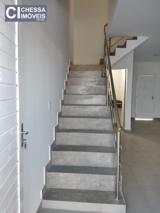 Imagem Sobrado com 2 Quartos à Venda ou Locação, 200 m² em Espinheiros - Itajaí