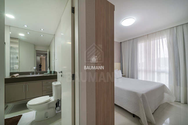 Imagem Cobertura com 3 Quartos para Alugar, 135 m² em Bombas - Bombinhas