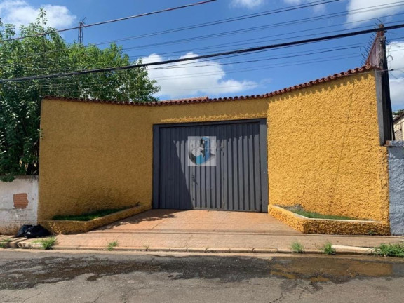 Casa com 4 Quartos à Venda, 180 m² em Centro - Tatuí