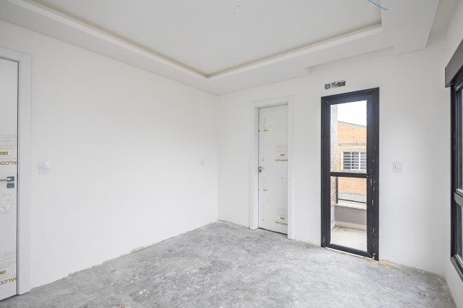 Imagem Sobrado com 3 Quartos à Venda, 125 m² em Lindóia - Curitiba Imagem Sobrado com 3 Quartos à Venda, 125 m² em Lindóia - Curitiba