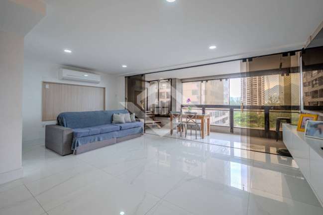 Imagem Apartamento com 3 Quartos à Venda, 136 m² em Barra Da Tijuca - Rio De Janeiro
