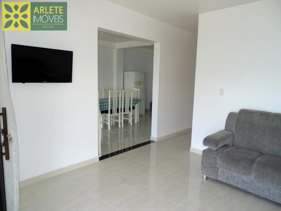Imagem Casa com 2 Quartos para Alugar ou Temporada, 70 m² em Araça - Porto Belo Imagem Casa com 2 Quartos para Alugar ou Temporada, 70 m² em Araça - Porto Belo