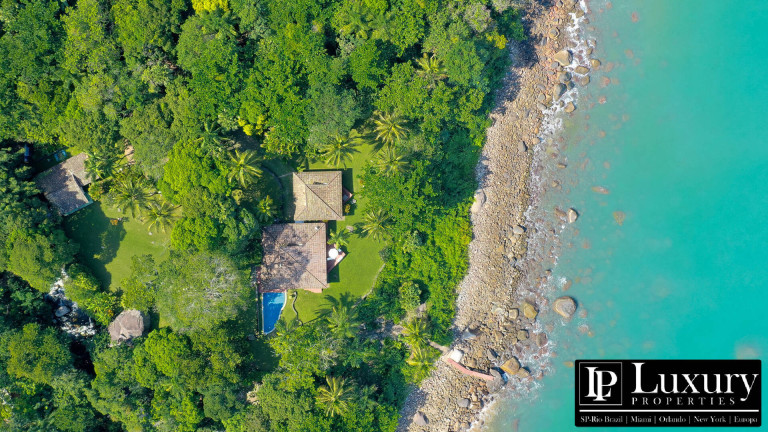Imagem Casa de Condomínio com 4 Quartos à Venda,  em Centro - Ilhabela