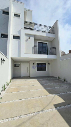 Imagem Sobrado com 3 Quartos à Venda, 205 m² em Armação - Penha