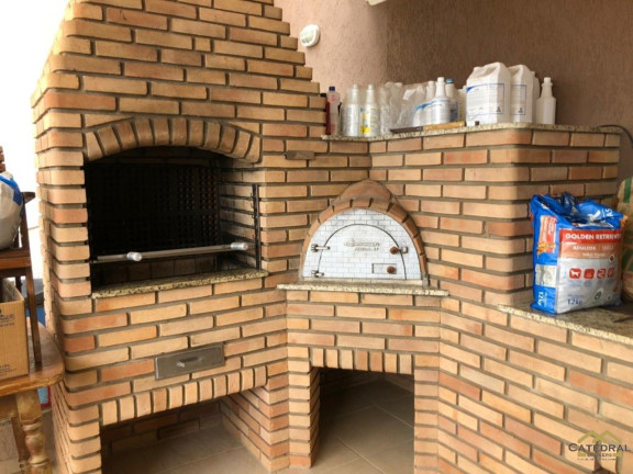 Imagem Imóvel com 3 Quartos à Venda, 500 m² em Caxambu - Jundiaí Imagem Imóvel com 3 Quartos à Venda, 500 m² em Caxambu - Jundiaí