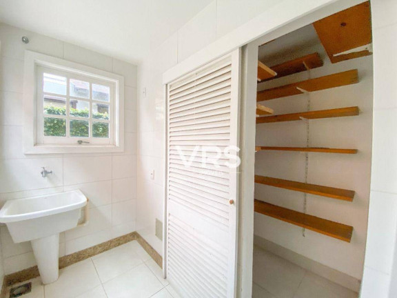 Imagem Casa com 5 Quartos à Venda, 341 m² em Várzea - Teresópolis Imagem Casa com 5 Quartos à Venda, 341 m² em Várzea - Teresópolis