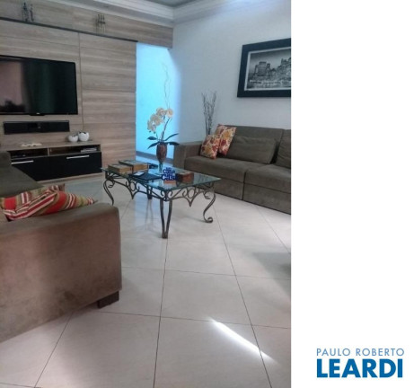 Imagem Sobrado com 3 Quartos à Venda, 230 m² em Vila Homero Thon - Santo André Imagem Sobrado com 3 Quartos à Venda, 230 m² em Vila Homero Thon - Santo André