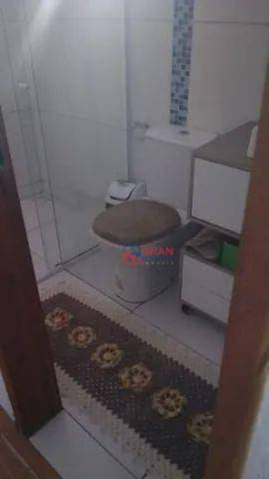 Imagem Casa com 2 Quartos à Venda, 180 m² em Cajuru - Curitiba Imagem Casa com 2 Quartos à Venda, 180 m² em Cajuru - Curitiba
