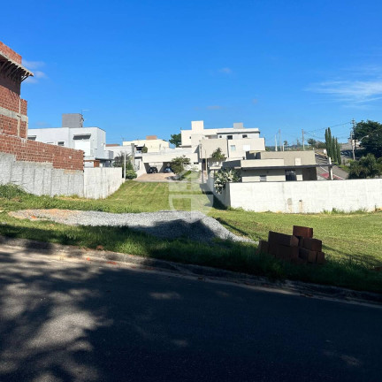 Terreno à Venda,  em Reserva Santa Rosa - Itatiba
