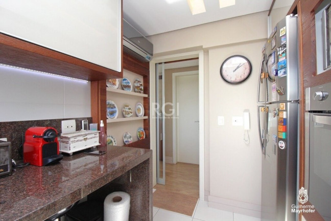 Imagem Cobertura com 1 Quarto à Venda, 160 m² em São João - Porto Alegre Imagem Cobertura com 1 Quarto à Venda, 160 m² em São João - Porto Alegre