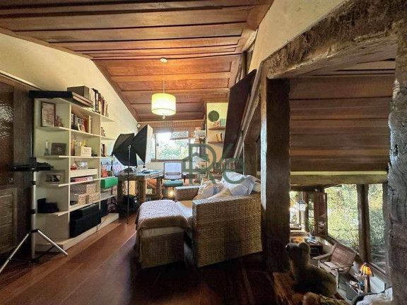 Imagem Casa com 5 Quartos à Venda, 334 m² em Granja Viana - Miolo Da Granja - Cotia Imagem Casa com 5 Quartos à Venda, 334 m² em Granja Viana - Miolo Da Granja - Cotia