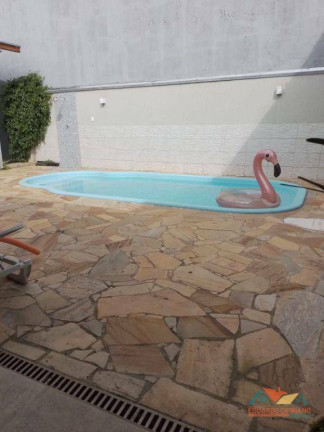 Imagem Casa com 3 Quartos à Venda, 220 m² em Sítio São José Dois - Taubaté