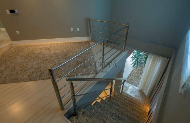 Imagem Casa com 4 Quartos à Venda, 381 m² em Vila Operária - Itajaí