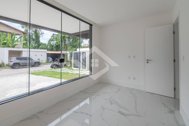 Imagem Casa com 4 Quartos à Venda, 317 m² em Recreio Dos Bandeirantes - Rio De Janeiro Imagem Casa com 4 Quartos à Venda, 317 m² em Recreio Dos Bandeirantes - Rio De Janeiro
