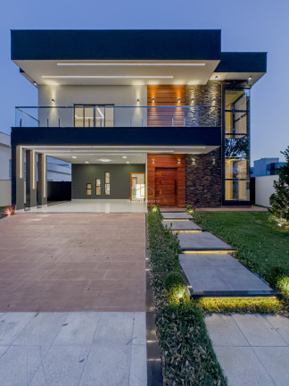 Casa com 4 Quartos à Venda, 350 m² em Alphaville Jacuhy - Serra