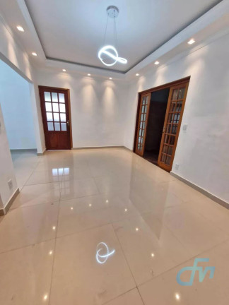 Imagem Casa com 2 Quartos à Venda, 333 m² em Vila Lavínia - Mogi Das Cruzes