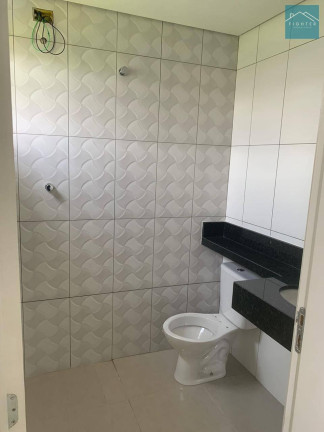 Imagem Casa com 2 Quartos à Venda, 71 m²