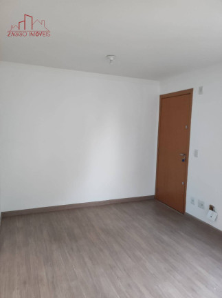 Imagem Apartamento com 2 Quartos à Venda, 40 m² em água Chata - Guarulhos