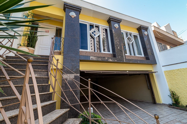 Casa com 3 Quartos à Venda, 237 m² em Bosque Da Saúde - São Paulo
