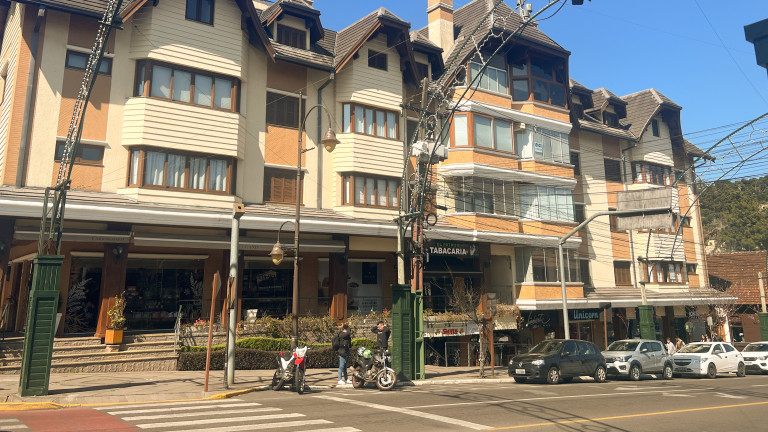 Apartamento com 2 Quartos à Venda, 102 m² em Vila Suíça - Gramado