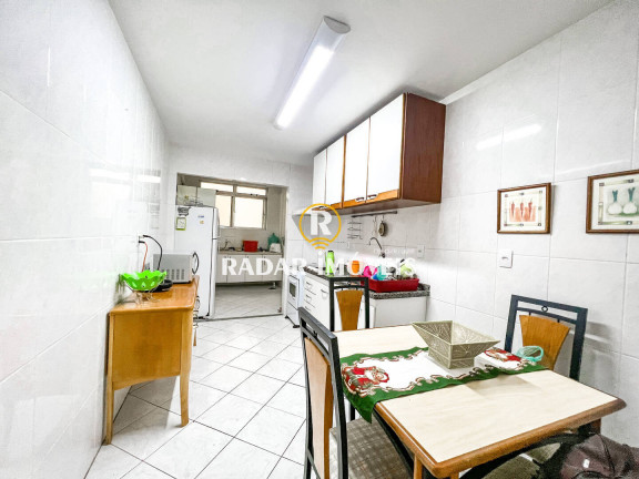 Imagem Apartamento com 3 Quartos à Venda, 140 m² em Algodoal - Cabo Frio