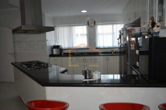 Imagem Sobrado com 5 Quartos à Venda, 450 m² em Vila Galvão - Guarulhos Imagem Sobrado com 5 Quartos à Venda, 450 m² em Vila Galvão - Guarulhos