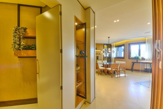 Imagem Apartamento com 3 Quartos à Venda, 179 m² em Centro - Gramado Imagem Apartamento com 3 Quartos à Venda, 179 m² em Centro - Gramado