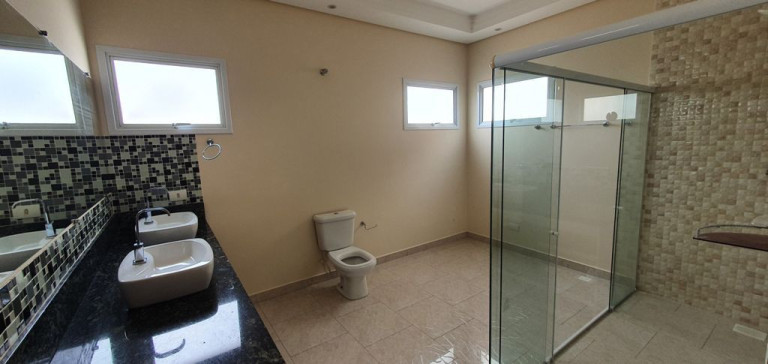 Imagem Casa com 3 Quartos para Alugar, 300 m² em Villa Branca - Jacareí