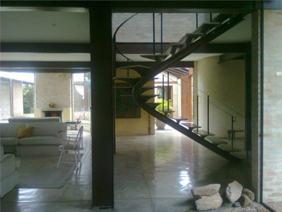 Imagem Casa com 5 Quartos à Venda, 1.000 m² em Vila Real Moinho Velho - Embu Das Artes Imagem Casa com 5 Quartos à Venda, 1.000 m² em Vila Real Moinho Velho - Embu Das Artes